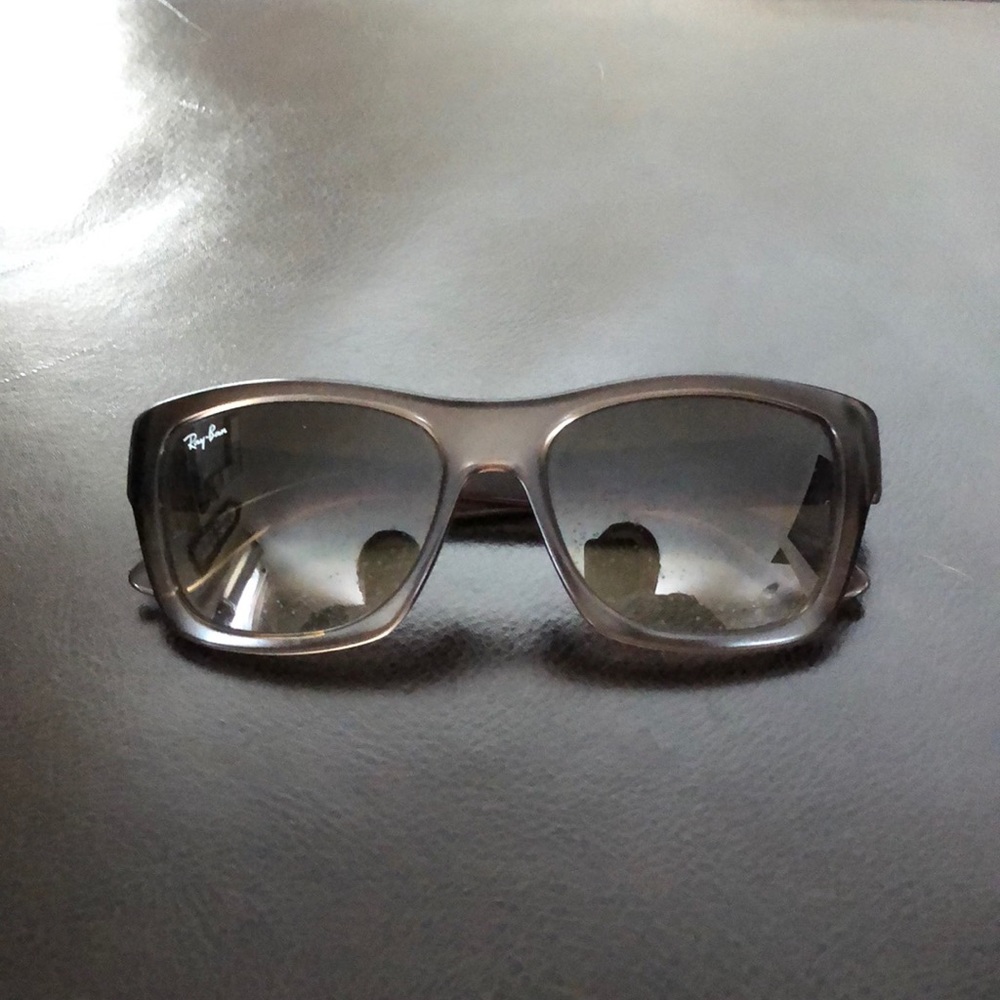 Ray-Ban Sunglasses